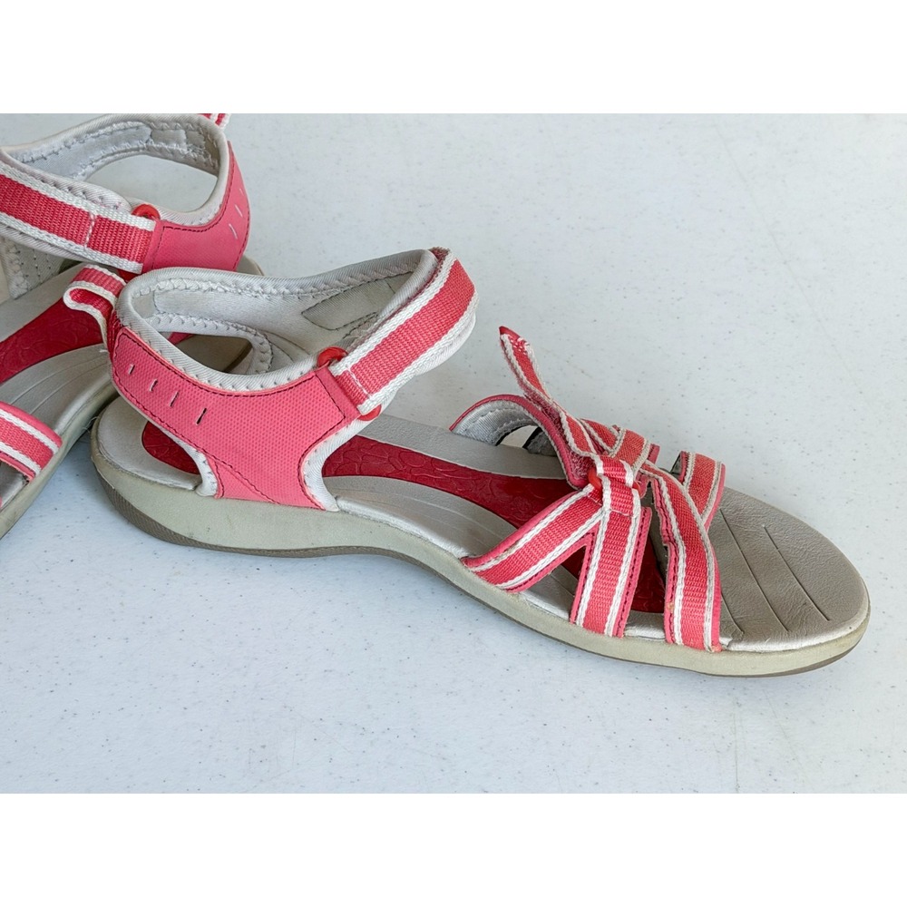 Croft & Barrow Size 8 Coral Salmon Sandals Adjustable Strap Beach Vacation - Picture 4 of 7
